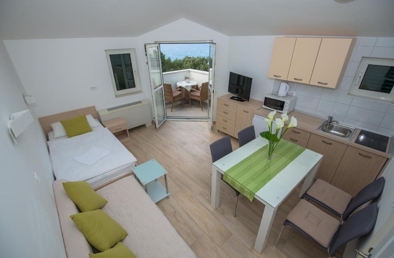 Apartments Beach Макарська Екстер'єр фото