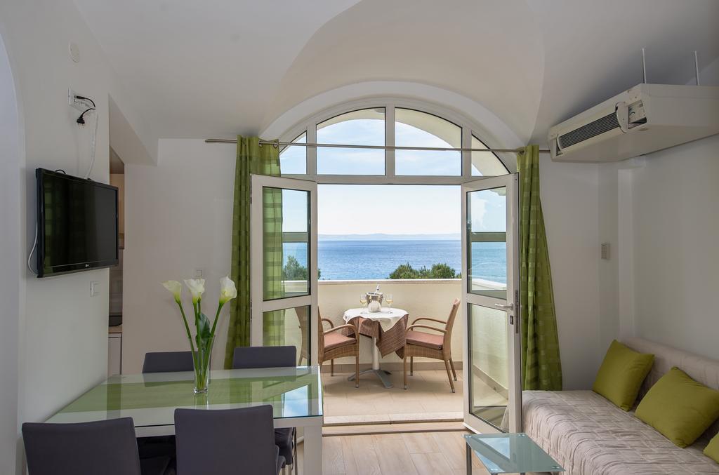 Apartments Beach Макарська Екстер'єр фото